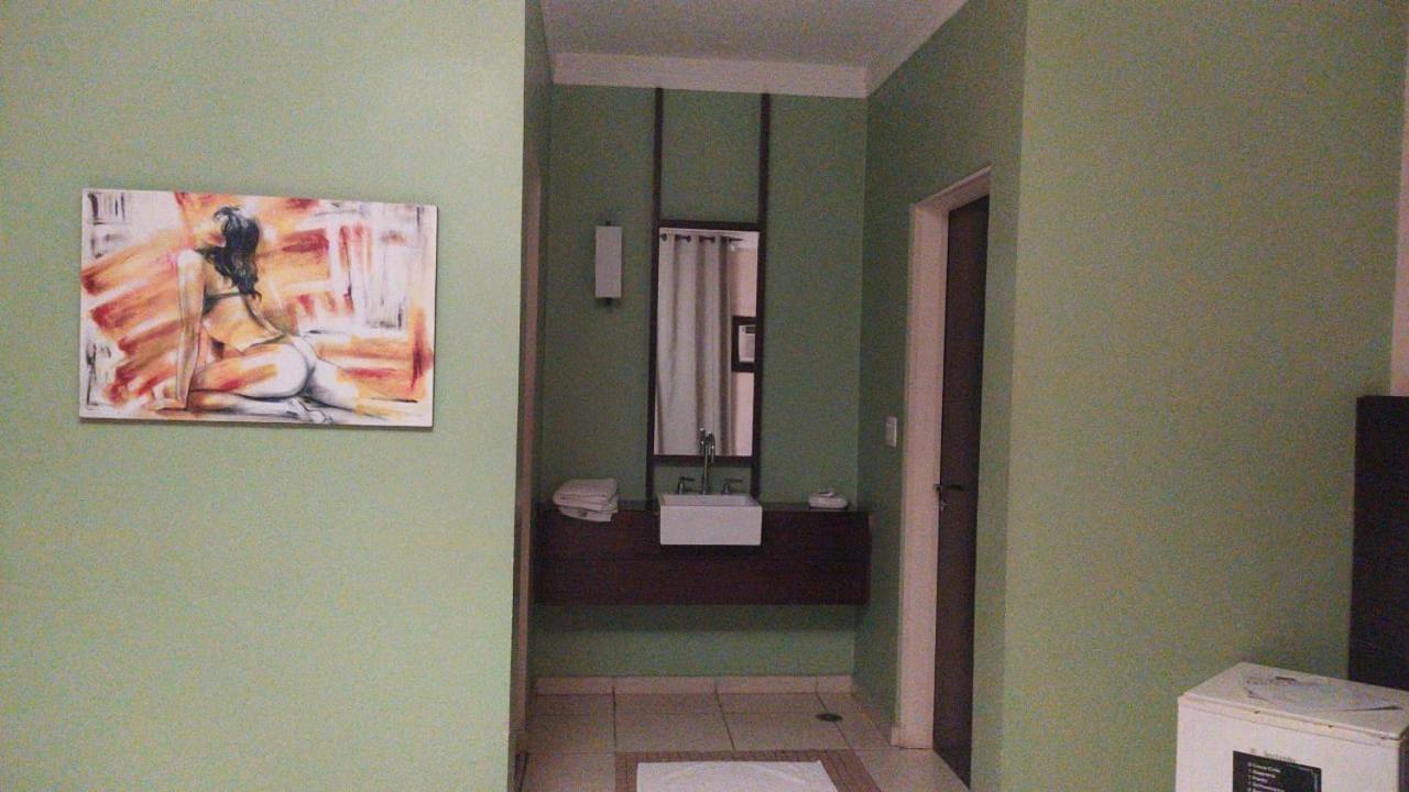 Movie Inn Motel E Hospedagem (Adults Only) Ribeirão Preto Exteriör bild