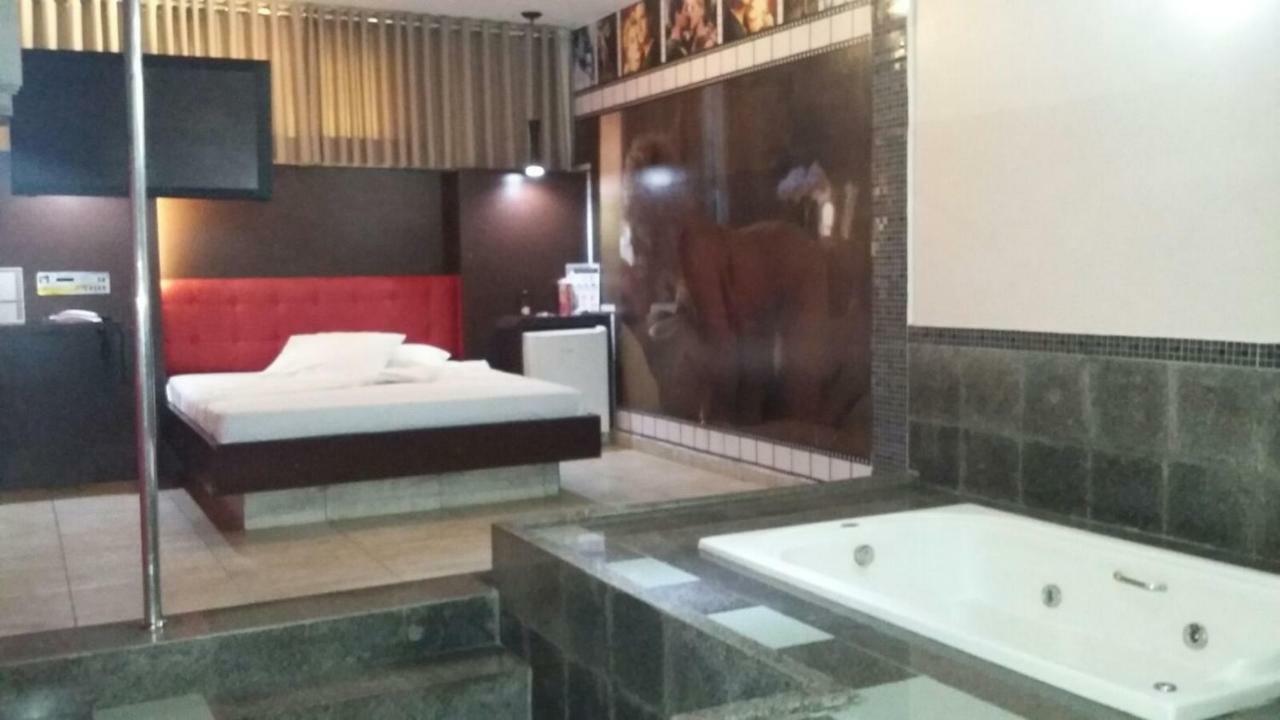 Movie Inn Motel E Hospedagem (Adults Only) Ribeirão Preto Exteriör bild