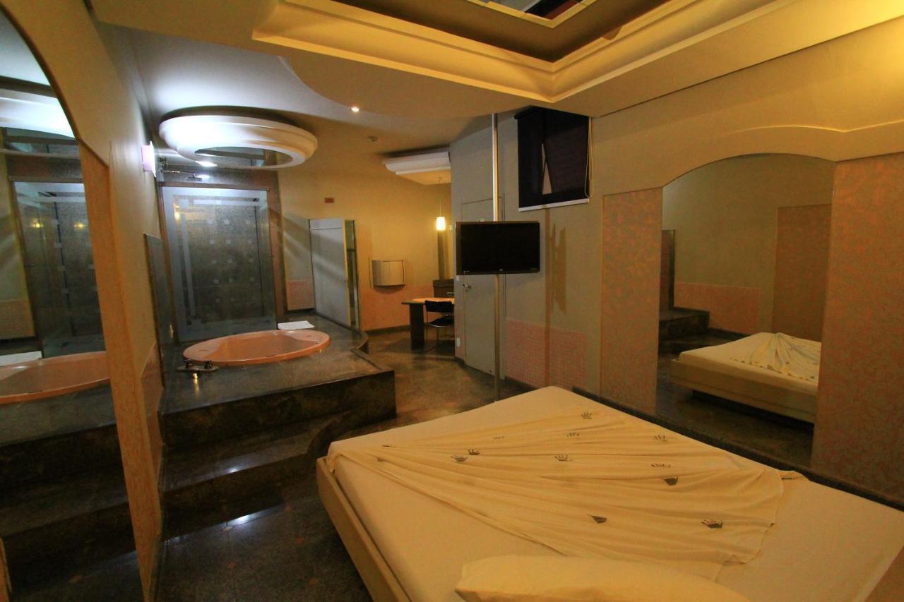 Movie Inn Motel E Hospedagem (Adults Only) Ribeirão Preto Exteriör bild